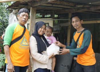 Perhimpunan Sadulur Salembur Peduli Korban Banjir di Bogor Utara