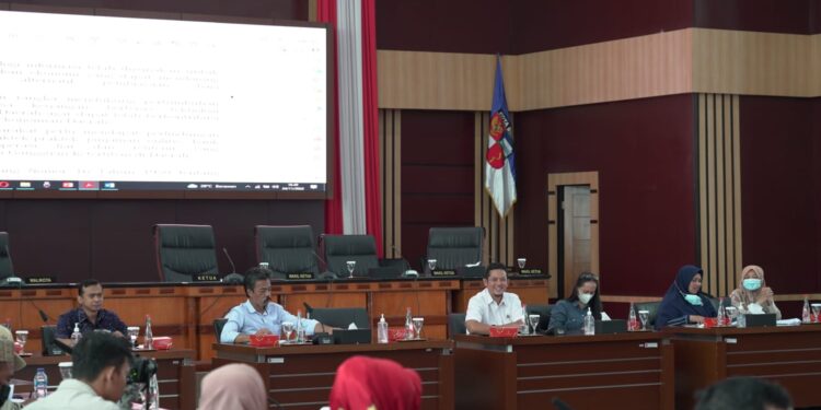 Gelar RDP, Pansus Raperda Pinjol Serap Aspirasi Masyarakat