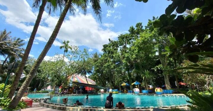 The Jungle Exist di Ulang Tahun ke-15