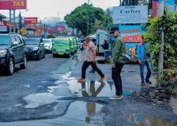 Jalan Berlubang di Jalan Raya Tajur, Bima Arya Perintahkan Segera Diperbaiki