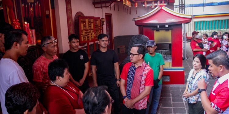 Bima Arya Silaturahmi Dengan Keluarga Besar Vihara Dhanagun