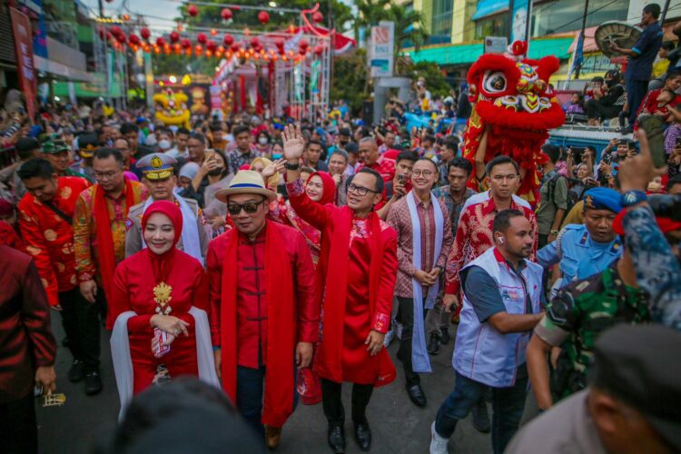 Momen Haru Bima Arya dan Ridwan Kamil di Bogor Street Festival CGM 2023