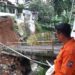 Jembatan Penghubung Dua Kampung di Kota Bogor Ambruk