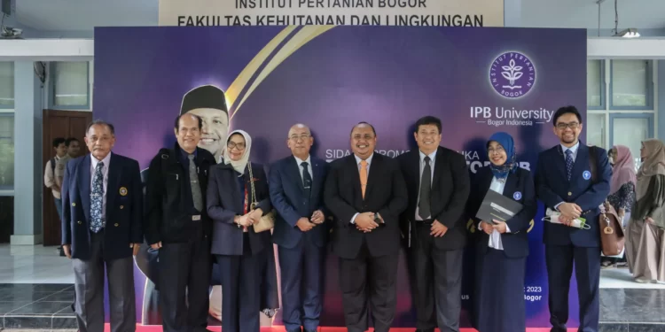 Disertasi Doktor di Bidang Perkarangan, Ketua DPRD : Bantu Warga Wujudkan Pekarangan Lebih Produktif