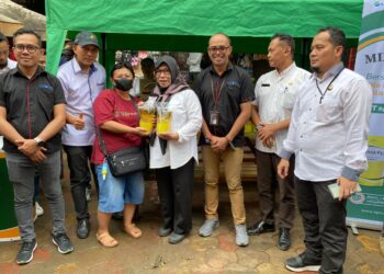 Perumda PPJ Kota Bogor Salurkan Minyakkita ke Pasar Tradisional