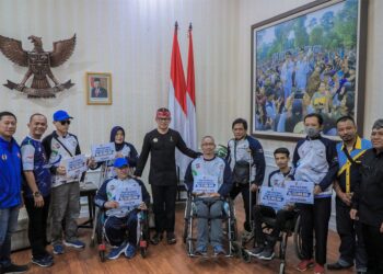 Atlet Paralympic Peraih Medali di Peparda VI Jawa Barat 2022 Terima Bonus