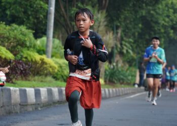 Pelari Cilik Asal Cimahi, Berlari Sambil Lihat Istana Hingga Rasakan Sejuknya Kota Bogor