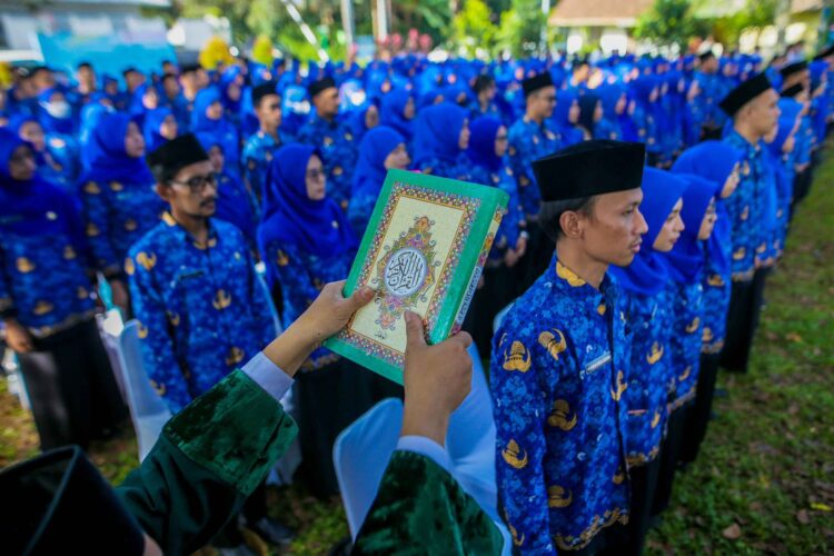 262 PNS Diambil Sumpah, Bima Arya Titip Jaga Prestasi dan Cintai Warga