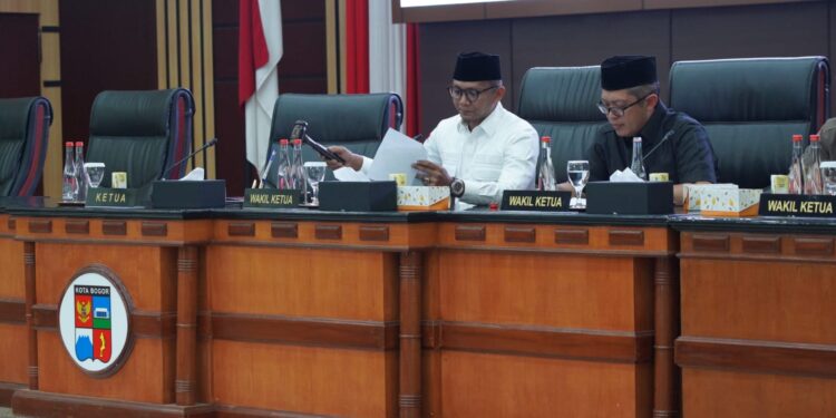 Tok! DPRD Kota Bogor Lanjutkan Pembahasan Raperda Fasilitasi Pelayanan Haji
