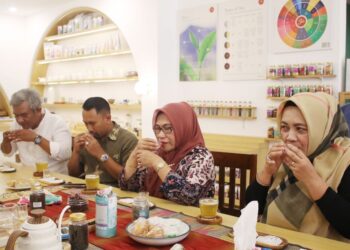 Melirik Potensi Bogor Sebagai Kota Teh