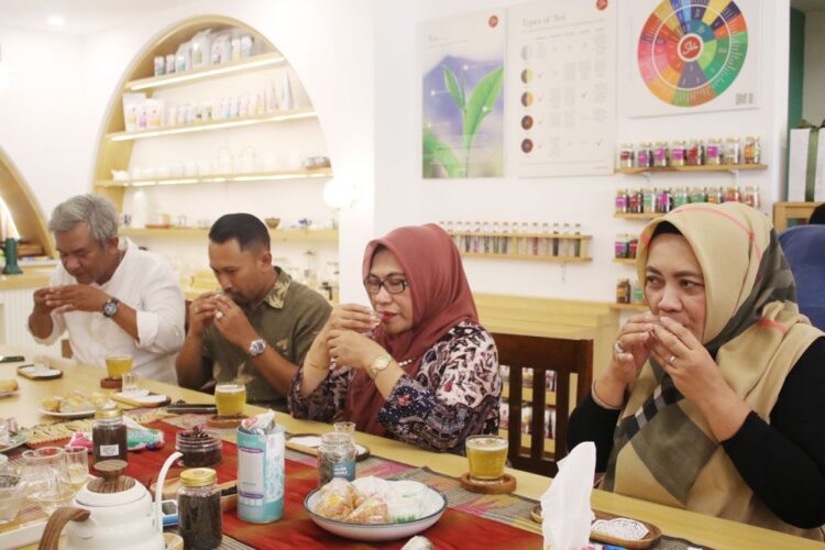 Melirik Potensi Bogor Sebagai Kota Teh