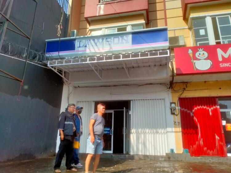 Lantai Tiga Lawson Station di Bogor Terbakar, Satu Karyawan Luka Bakar