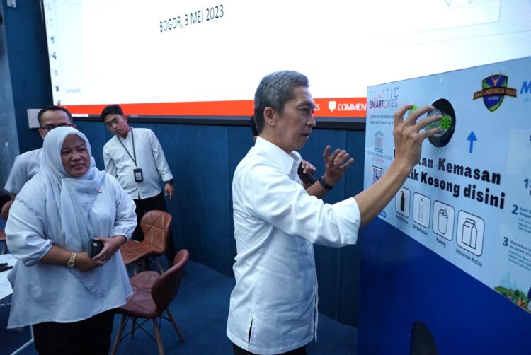 ATM Sampah Jadi Solusi, Dedie Rachim Apresiasi