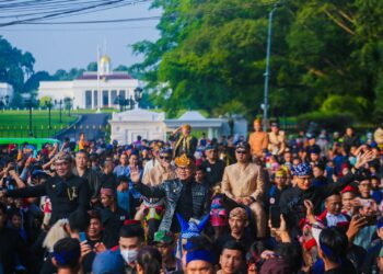 Bima Arya, Sandiaga Uno dan Ridwan Kamil Kompak Berkuda Meriahkan Helaran HJB ke-541