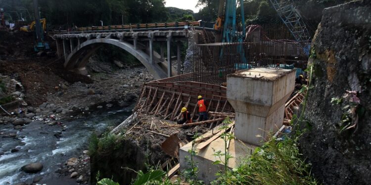 Optimis Selesai Lebih Cepat, Warga Diminta Bersabar