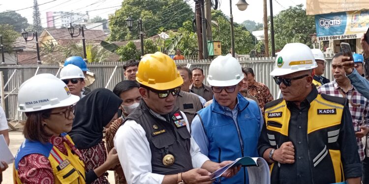 Ini Pesan Kang Emil Saat Sidak Jembatan Otista
