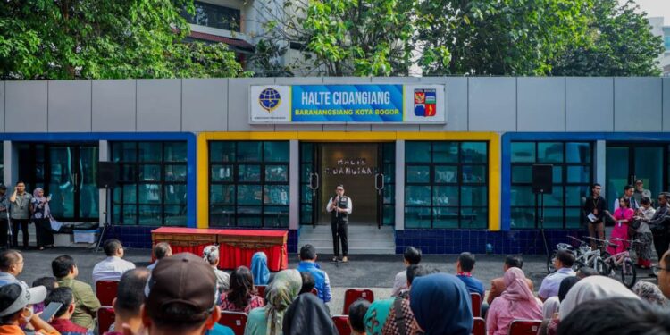 Bus Tanpa Ngetem, Langsung Terkoneksi LRT