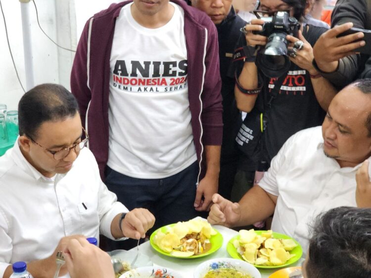 Atang Dampingi Anies Kampanye Hari Pertama di Bogor