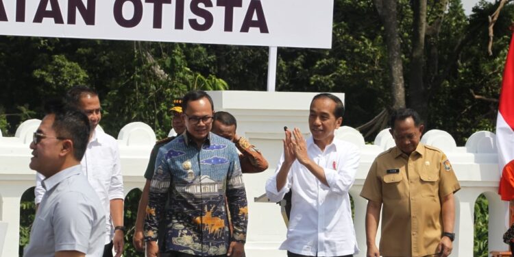 Jembatan Otista Diperlebar, Resmi Dibuka Presiden Jokowi