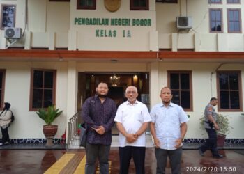 Kuasa Hukum Terdakwa Masuk Pekarangan Tanpa Izin di Sekolah At Taufiq Bogor Tolak Dakwaan Jaksa, Terdakwa Tantang Sumpah