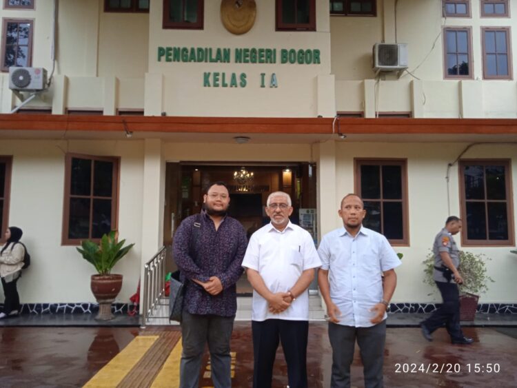 Kuasa Hukum Terdakwa Masuk Pekarangan Tanpa Izin di Sekolah At Taufiq Bogor Tolak Dakwaan Jaksa, Terdakwa Tantang Sumpah