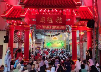 Pererat Persaudaraan dan Kebersamaan, Vihara Dhanagun Buka Puasa Bareng 400 Anak Yatim