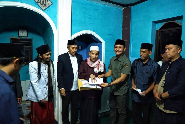 Tarawih Keliling, Dedie Rachim Salurkan Dana Hibah Rp 25 Juta Untuk Musala