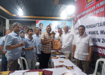 Serahkan Berkas Pendaftaran, Jenal Mutaqin Pede Diusung Gerindra di Pilkada 2024 Kota Bogor