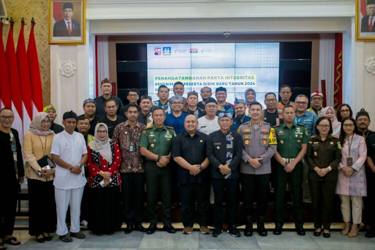 Kick Off PPDB 2024 di Kota Bogor Sekaligus Penandatanganan Pakta Integritas