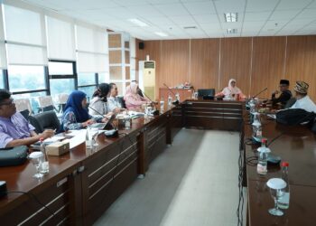 Garap Pembentukan Raperda PPKLP, DPRD Serap Aspirasi Masyarakat