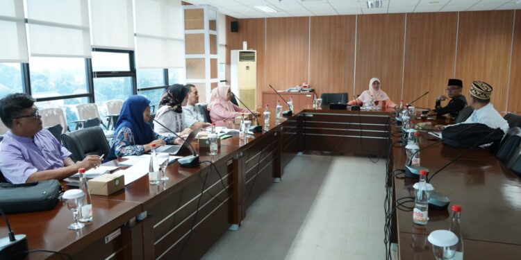 Garap Pembentukan Raperda PPKLP, DPRD Serap Aspirasi Masyarakat