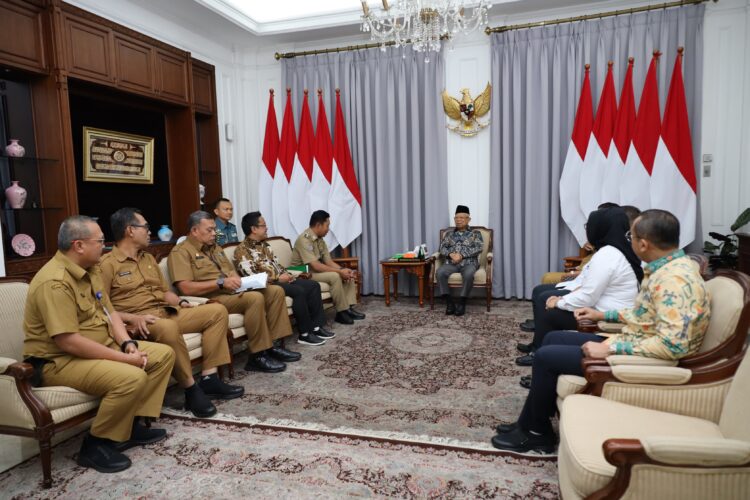Wakil Ketua DPRD Kabupaten Bogor Temui Wapres Lapor Perkembangan Penataan Kawasan Wisata Puncak