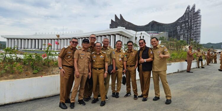 Pj Wali Kota Bogor Hadir di IKN, Presiden Berikan Empat Arahan