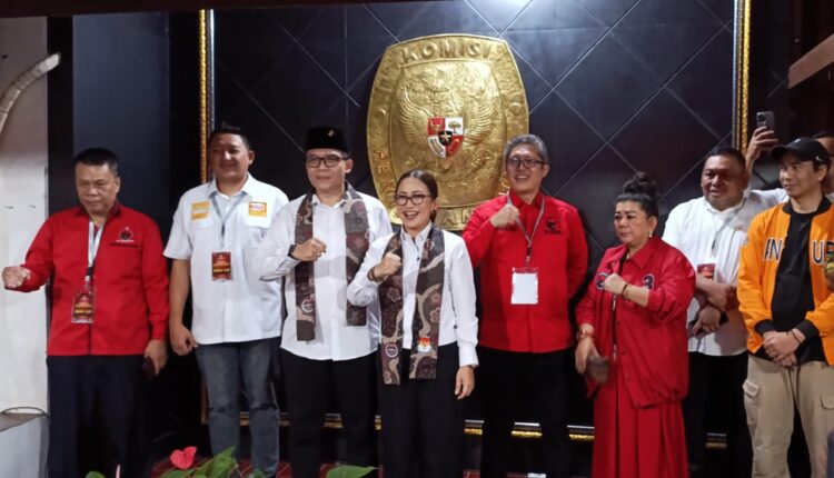 Pasangan Rena Da Frina dan Teddy Risandi Daftar Maju Pilkada 2024 ke KPU Kota Bogor, Diusung 2 Parpol