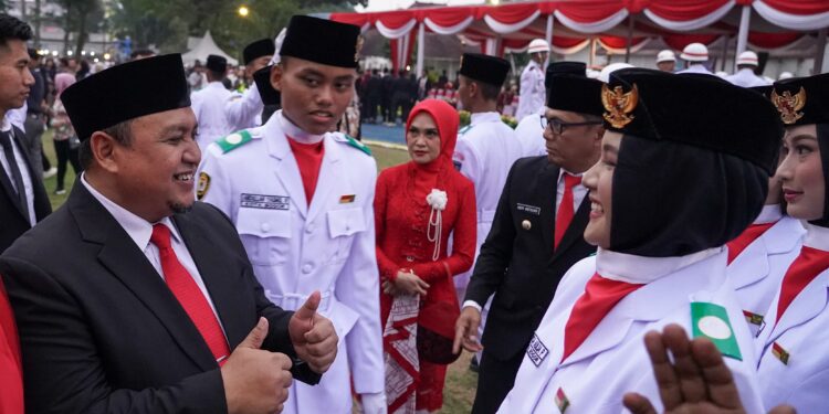 Generasi Muda Kota Bogor Cemerlang  Atang Trisnanto Apresiasi Paskibra Kota Bogor