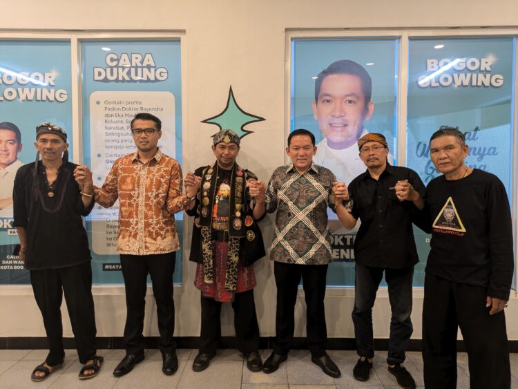 Budayawan Kota Bogor Berikan Dukungan kepada Dokter Rayendra-Eka Maulana