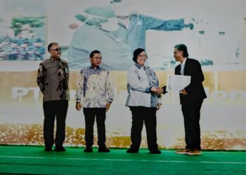 PT Syslab Diganjar Penghargaan Adi Niti dari KHLK di Ajang Pekan Standar Lingkungan Hidup dan Kehutanan 2024