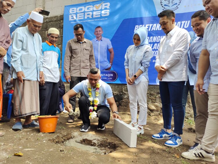 Selaras Dengan Program Bogor Pintar, Dedie-Jenal Dukung PKBM di Kota Bogor