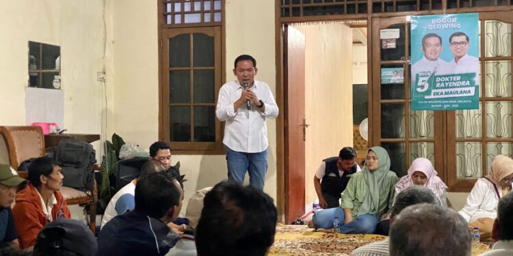 Dijuluki Anak Emas Kedung Halang, Intip Keseruan Dokter Rayendra Kampanye di Tempat Masa Kecilnya