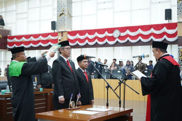Zenal Abidin dan Dadang Iskandar Danubrata Duduki Kursi Pimpinan DPRD Kota Bogor
