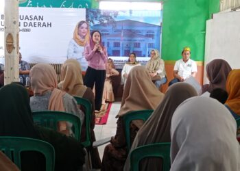 Temui Warga Kota Bogor, Fetty Anggraenidini Anggota Komisi V DPRD Provinsi Jabar Sosialisasikan Perda Tentang Pesantren