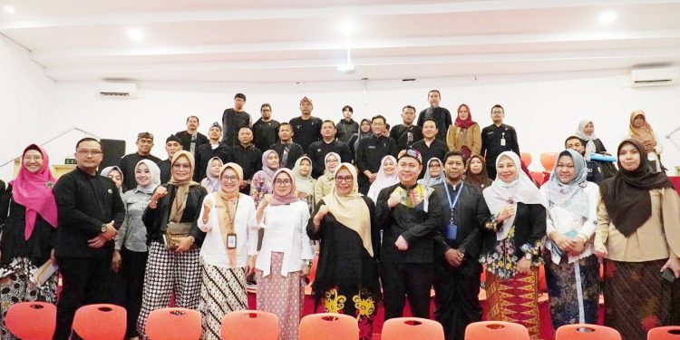 TURUNKAN STUNTING: Pemkot Bogor Gelar Evaluasi dan Monitoring TPPS di Bogor Creative Center (BCC) untuk menggenjot percepatan penurunan stunting