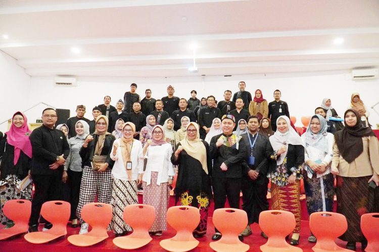 TURUNKAN STUNTING: Pemkot Bogor Gelar Evaluasi dan Monitoring TPPS di Bogor Creative Center (BCC) untuk menggenjot percepatan penurunan stunting