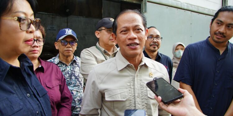 Atasi Food Waste, Menteri LH/BPLH Hanif Faisol Akan Stop Rumah Makan Dan Hotel Buang Sampahnya Ke TPA