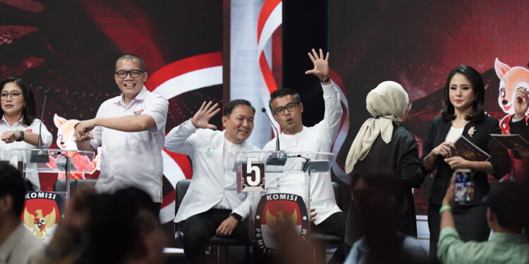 Debat Pilwalkot Bogor 2024 Dokter Rayendra: Siapkan 5 Menit Coblos Nomer 5 Maka Kami Akan Mengabdi untuk Warga Bogor