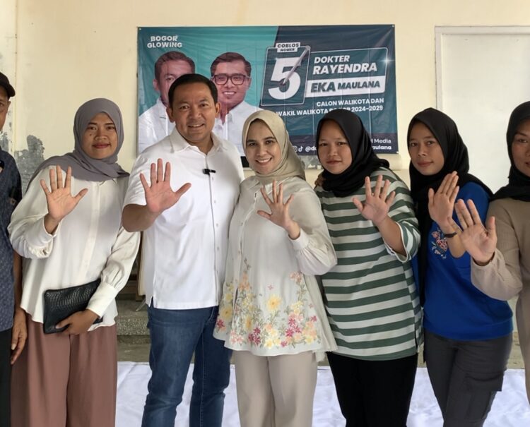 Warga Cibuluh Beri Gombalan Cawalkot Bogor Dokter Rayendra: Sama Kaya Nasi Liwet!