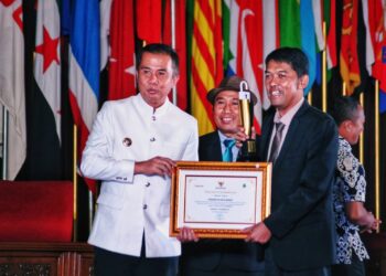 Pemkot Bogor Raih Penghargaan Badan Publik Pemerintah Kota Informatif