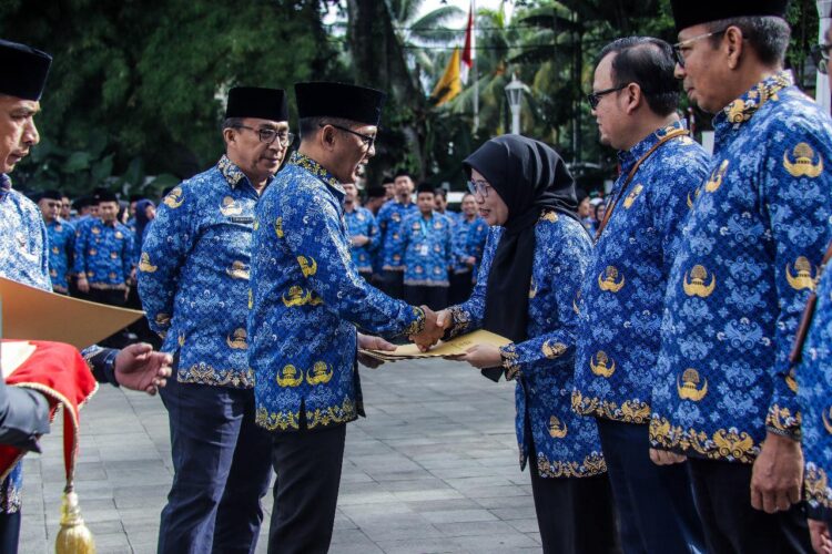 H-3 Jelang Akhir Masa Jabatan, Pj Wali Kota Bogor Pimpin Apel Terakhir Pemkot Bogor, Ini Pesannya