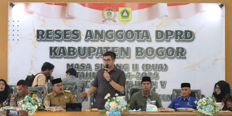 Ketua DPRD Sastra Winara Serap Aspirasi Masyarakat Rumpin Bogor, Reses Masa Sidang II 2025