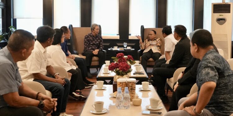 Ketemu Menkop Budi Arie, Dedie A Rachim Bahas Penguatan Koperasi di Kota Bogor